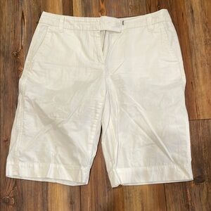 For The Republic White Bermuda Shorts Tailored Style